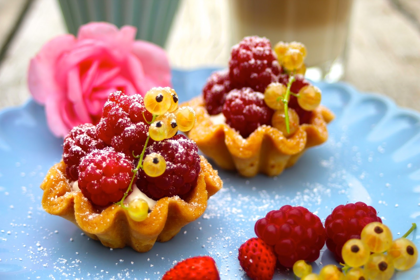 Paulas Frauchen: Tartelettes mit frischen Himbeeren und Mascarponecreme ...