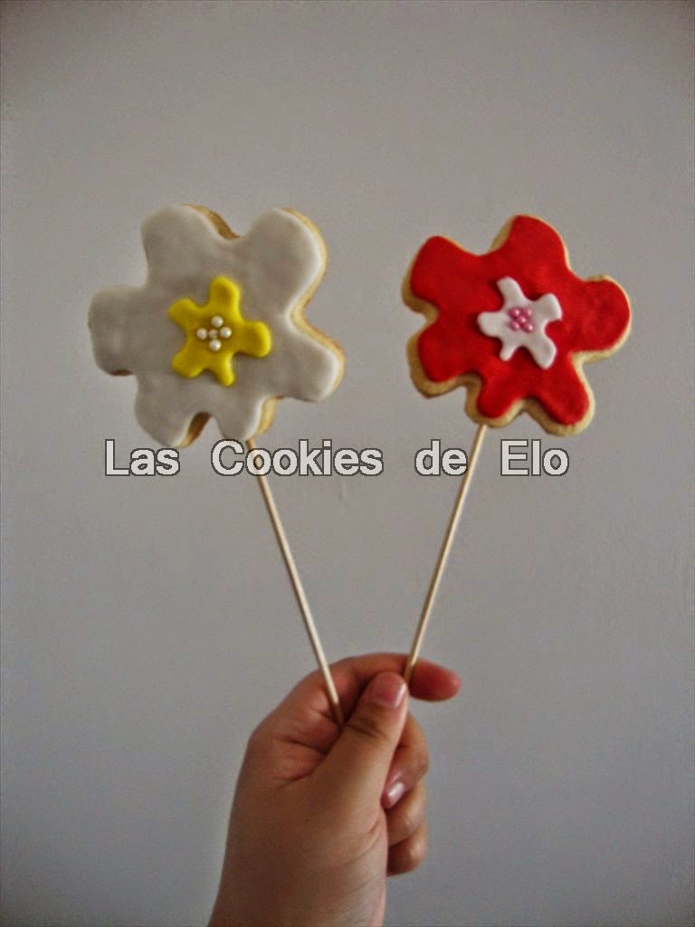 http://lascookiesdeelo.blogspot.com.es/2014/04/galletas-en-palo-flores.html