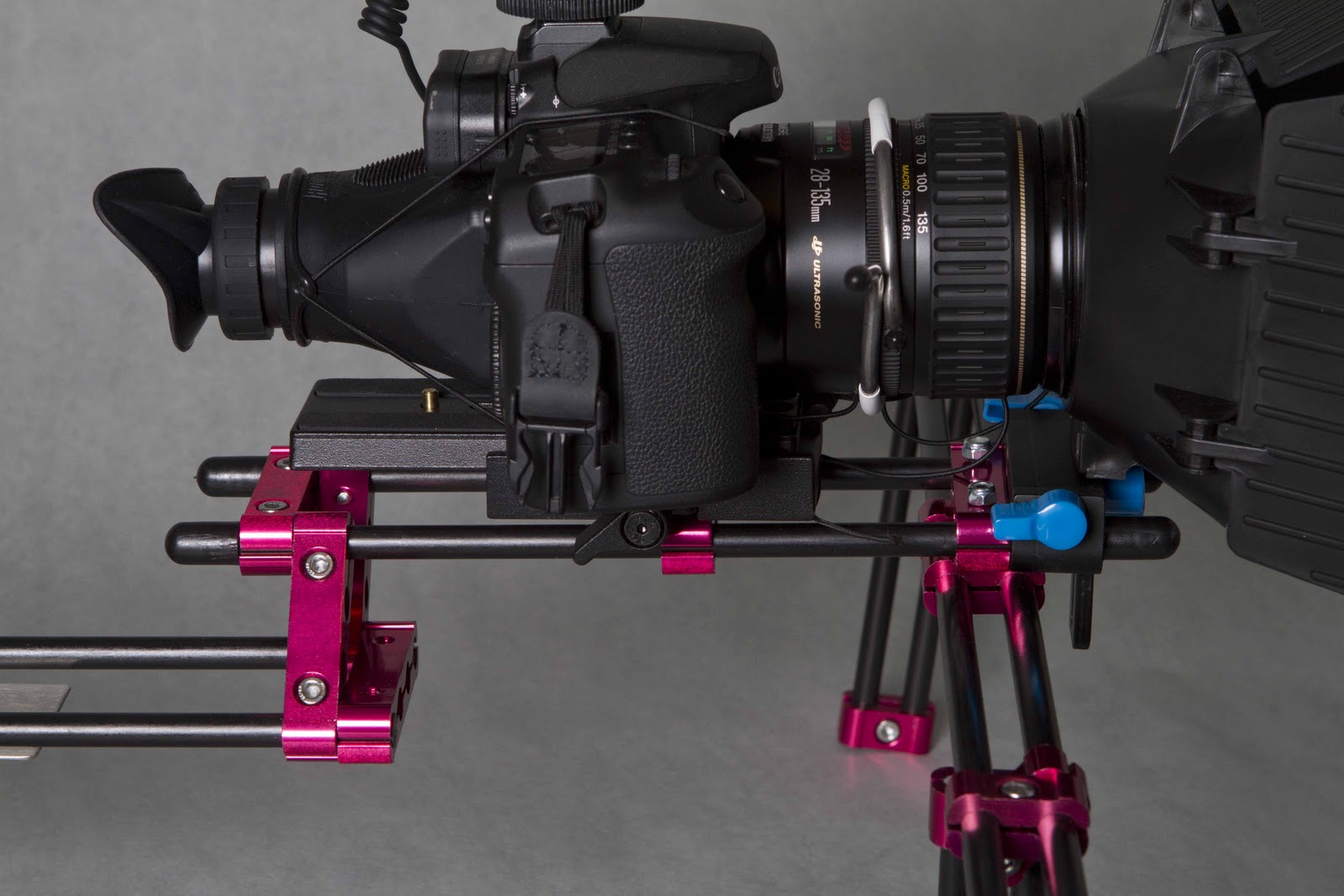 Photozblog.com: DIY DSLR Shoulder Rig