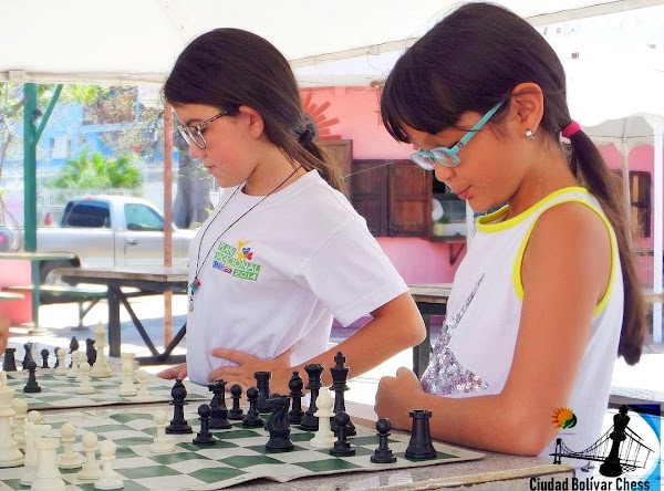 LA AVENTURA DE APRENDER EL DEPORTE CIENCIA. CLASES DE AJEDREZ EN CIUDAD BOLÍVAR. LA AVENTURA DE APRENDER EL DEPORTE CIENCIA. CLASES DE AJEDREZ EN CIUDAD BOLÍVAR.