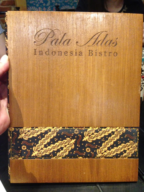 buku elemen kayu dan elemen batik 