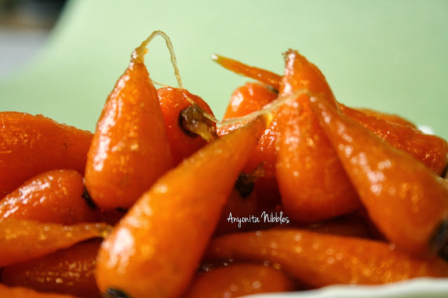 Sticky and sweet glazed carrots perfect for Thanksgiving dinner from www.anyonita-nibbles.com
