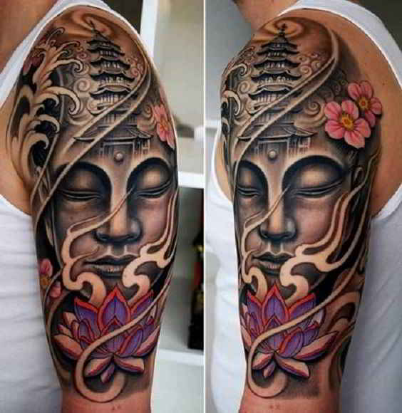 chico con tatuaje de flor del loto
