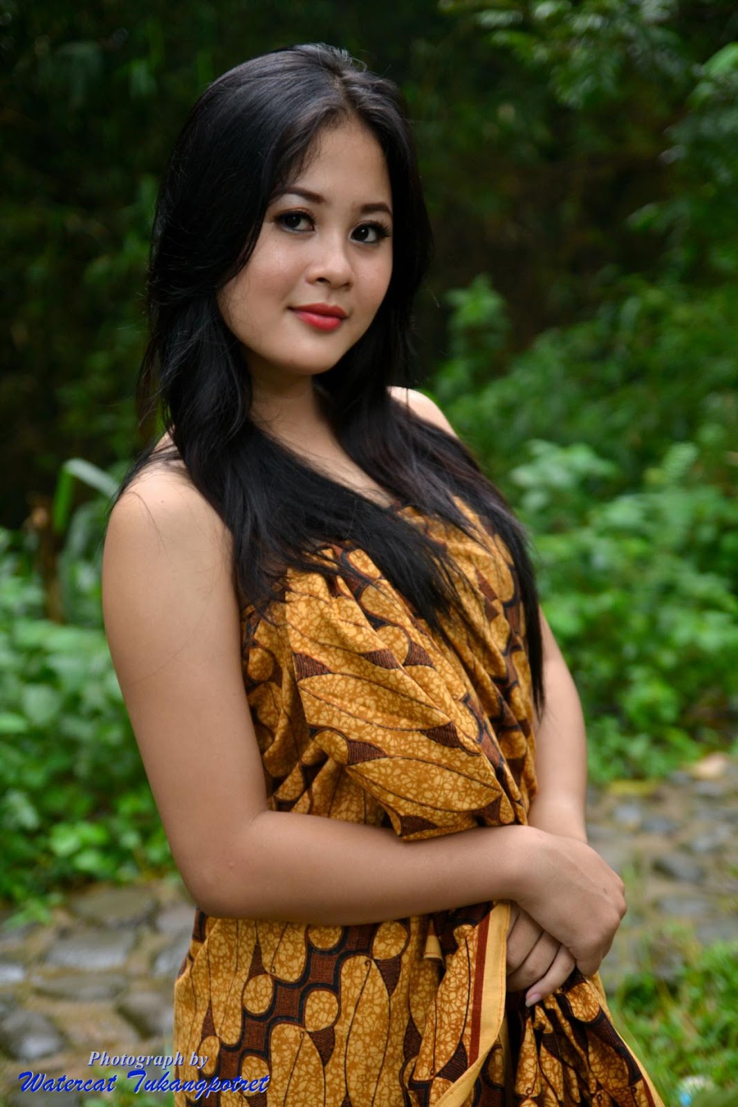 Gadis telanjang. Desa актриса. Лаос девушки. Индонезийки девушки. Юные красивые девушки Индонезии.