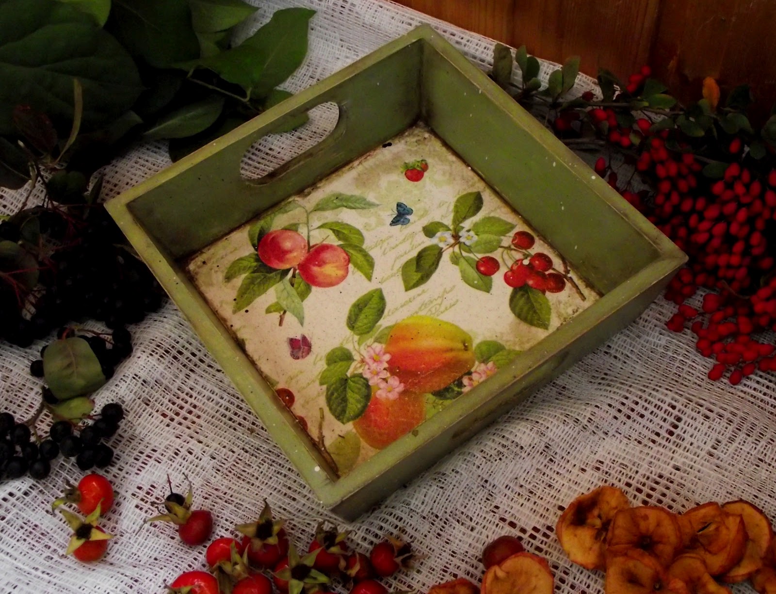 Декупаж салфетками для начинающих пошагово с клеем на доске