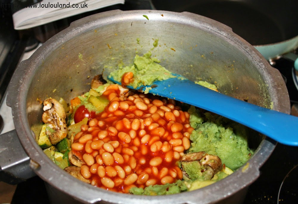 LouLouLand Foodie Friday Mushy Pea Quorn Curry