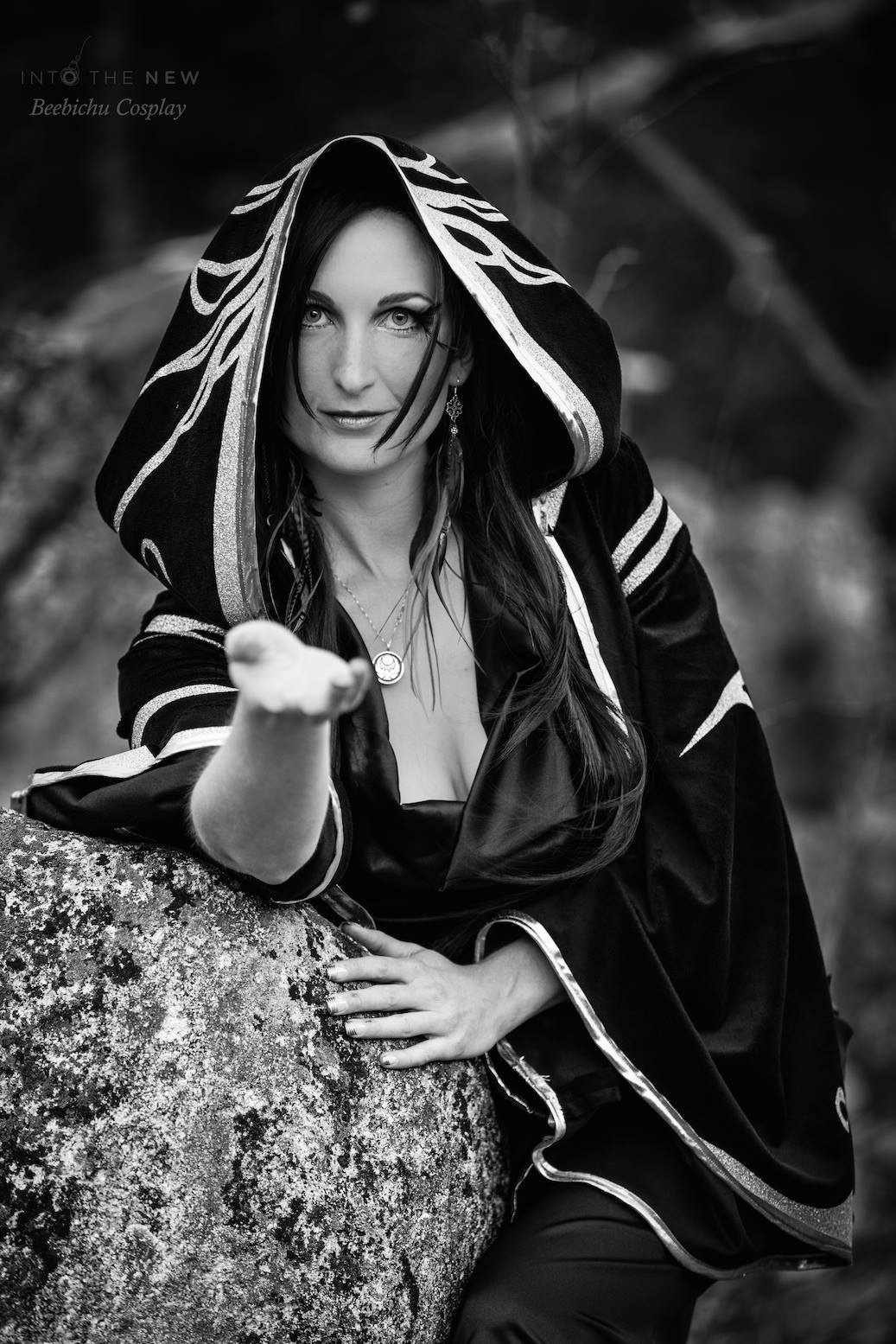 Beebichu's Costume Creations How to Make Skyrim Cosplay Nocturnal's Robes