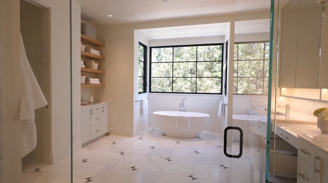 60 Interior Design Photos vs. 44 Mccormick Ln, Atherton, CA Luxury Mansion Tour