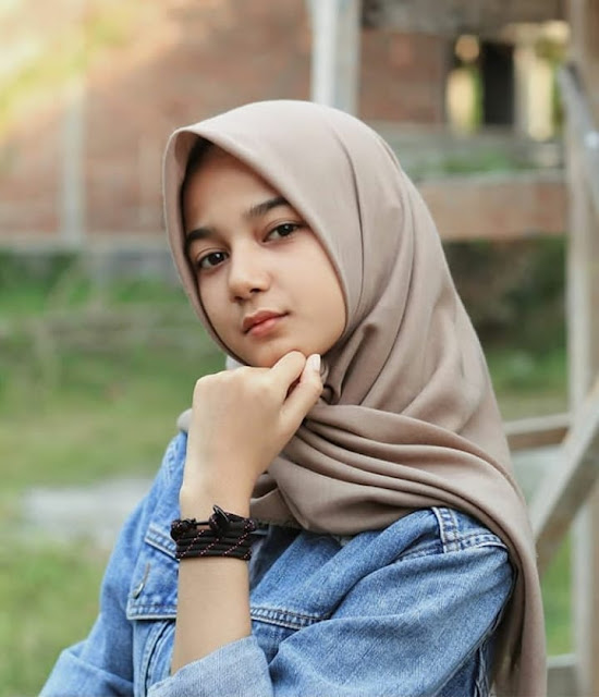 Hijab Cantik Buka Lowongan Jodoh.