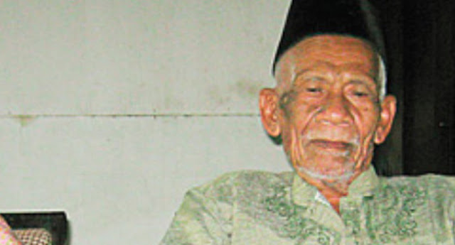 70 Tahun Menabung di Bawah Kasur, Kakek Ambari Berangkat Haji 