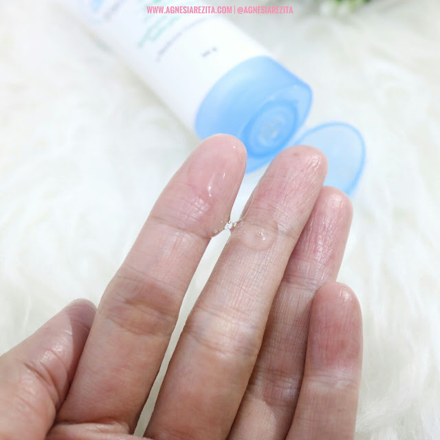 Trisia Cosmetics; Age Re-New Series & Acne Facial Foam [Review]