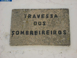 Travessa dos Sombreireiros de Castelo de Vide, Portugal (Crossing)