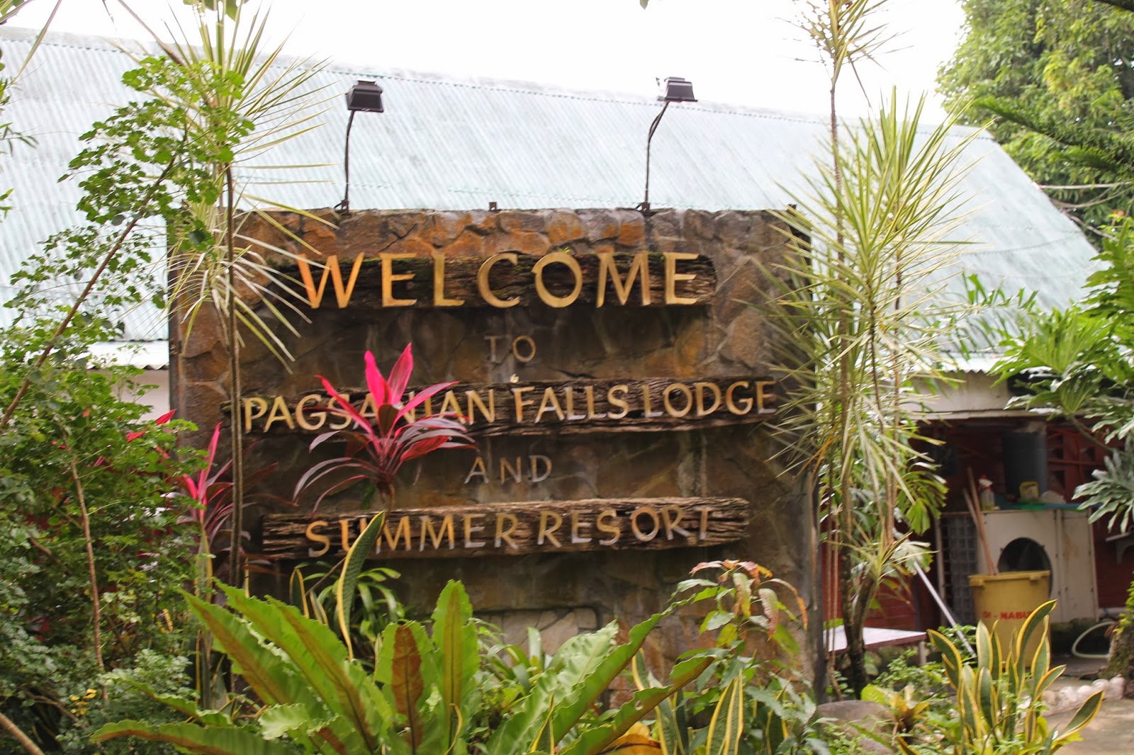 ♥Ashley.Tells. All♥: ♥SEM-BREAK SWIMMING @PAGSANJAN, PHILIPPINES ♥