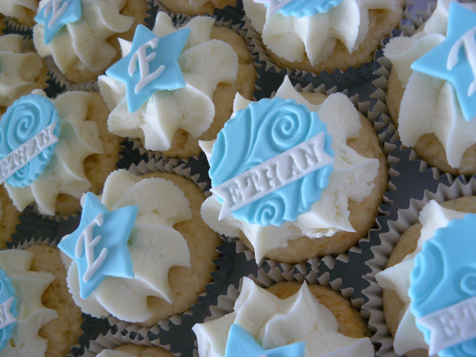 The Cup Cake Taste Brisbane Cupcakes Name Cupcakes for a special