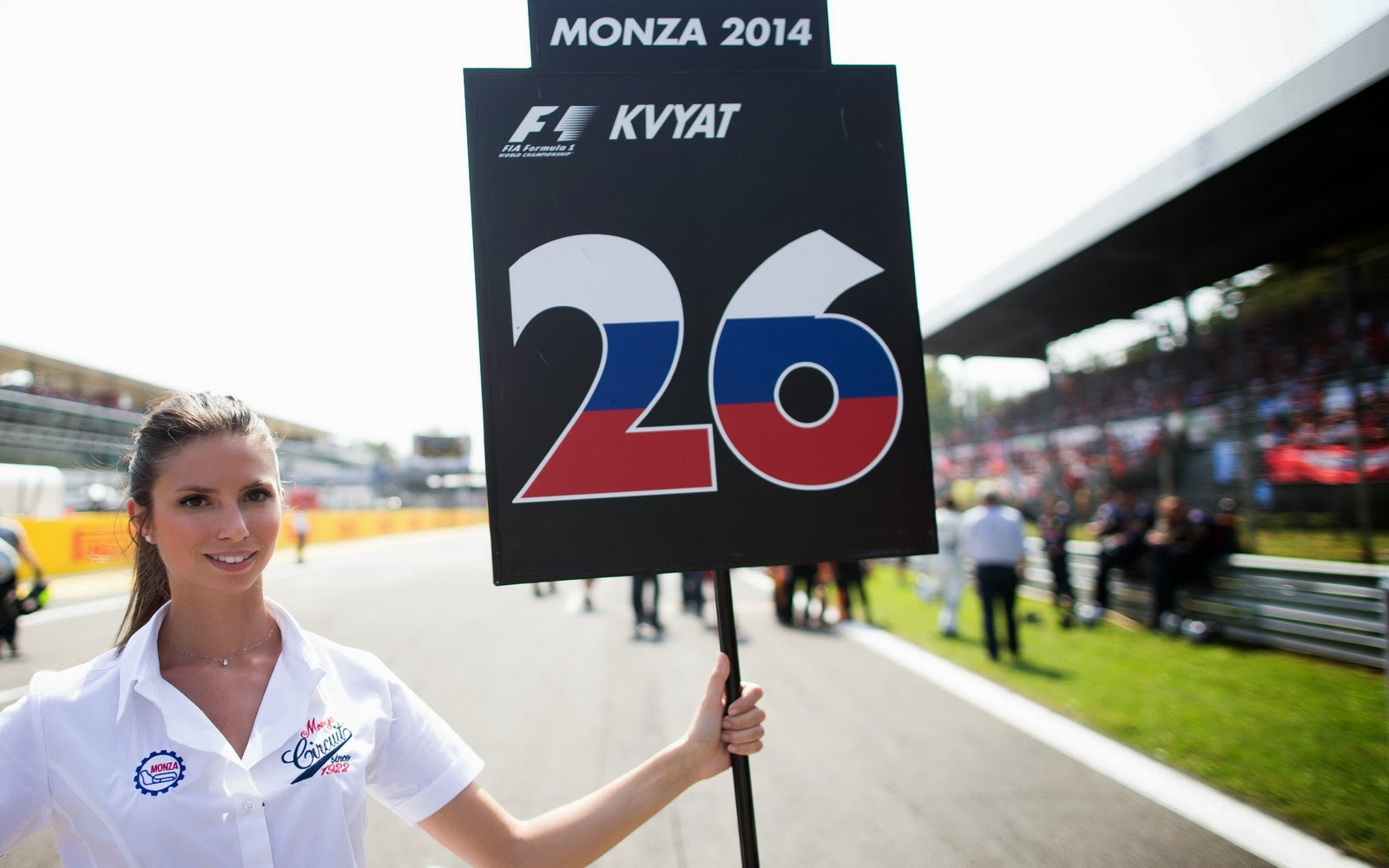 Monza 2014 f1 Grid girls