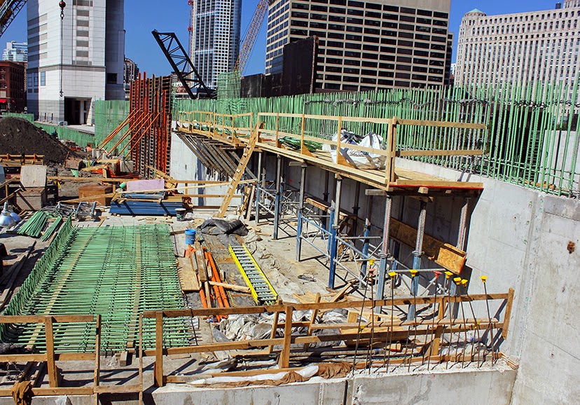 ArchitectureChicago PLUS: Along Chicago's New Skyscraper Row: One Rises ...