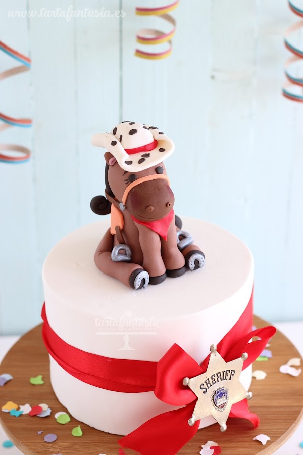Paso a paso caballo de fondant