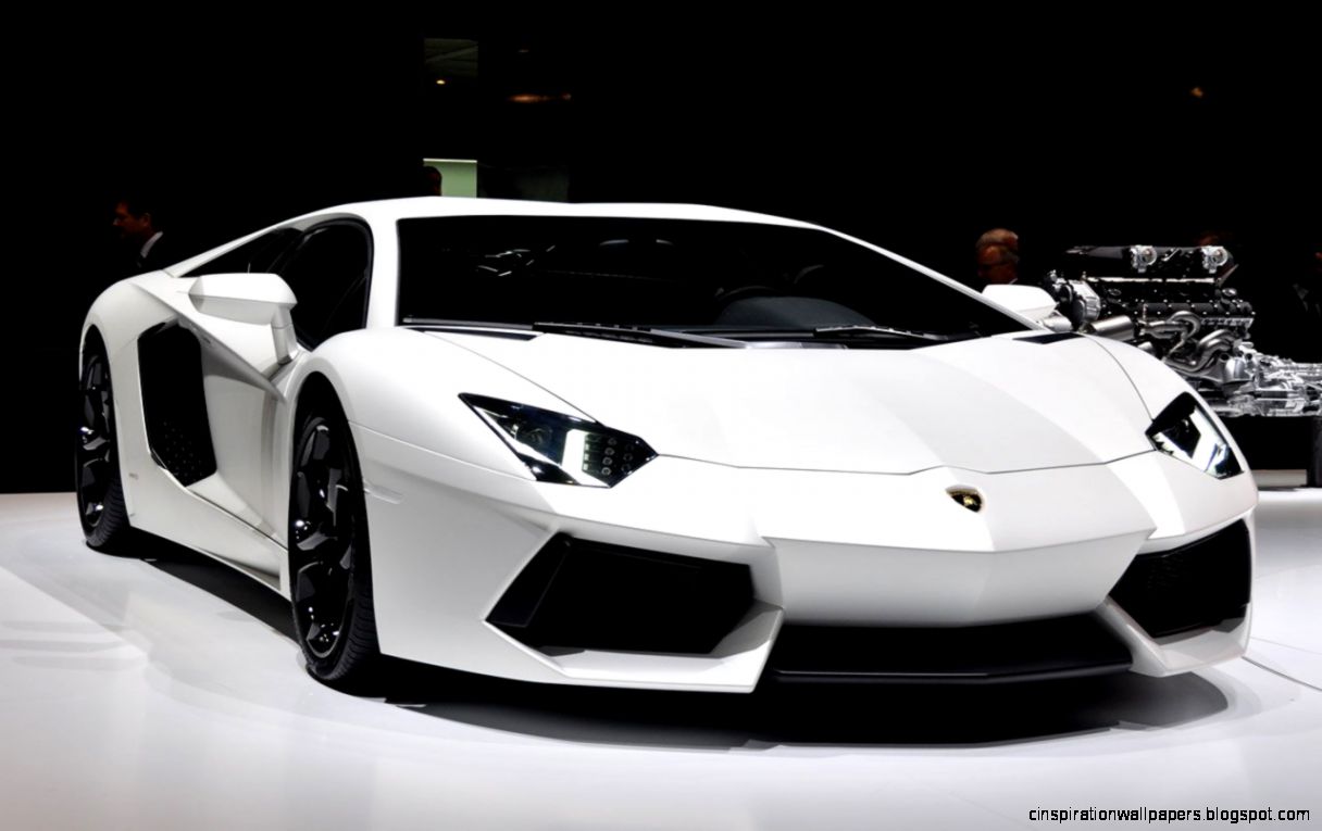 Lamborghini Aventador LP700 4 lap times and specs