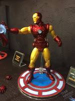 Toy Fair 2017 Mezco One:12 Collective Marvel Comics Iron Man