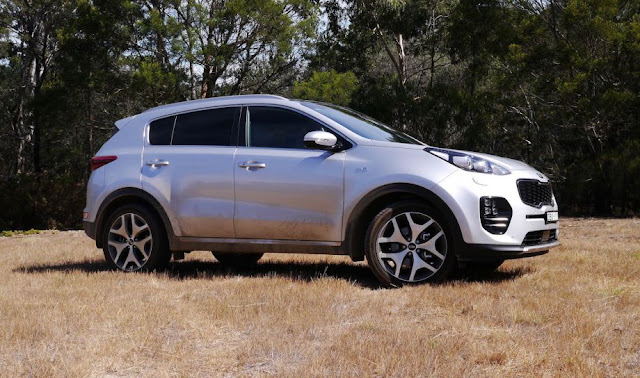 foto kia sportage 2016 colore grigio