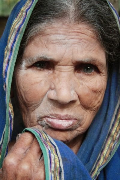 OLTRE IL MURO: ARTE e FOTOGRAFIA: SAIBAL GUPTA | PHOTOGRAPHER