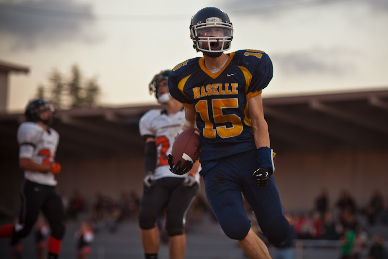 Picture Window photo blog Football season opener, Naselle, Wa.