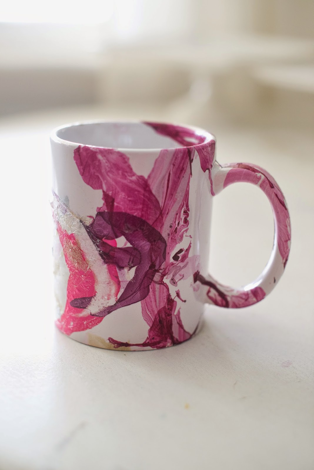 Domestic Fashionista DIY Marbled Nail Polish Coffee Mugs
