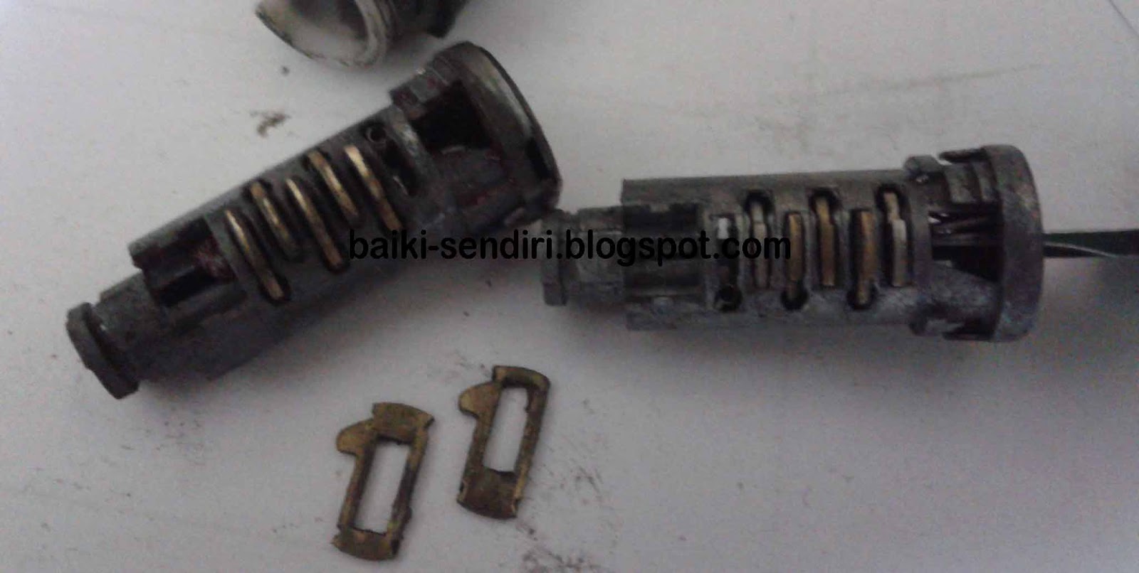 Baiki Sendiri Honda Prelude BA5 Key Cylinder Reconfigure