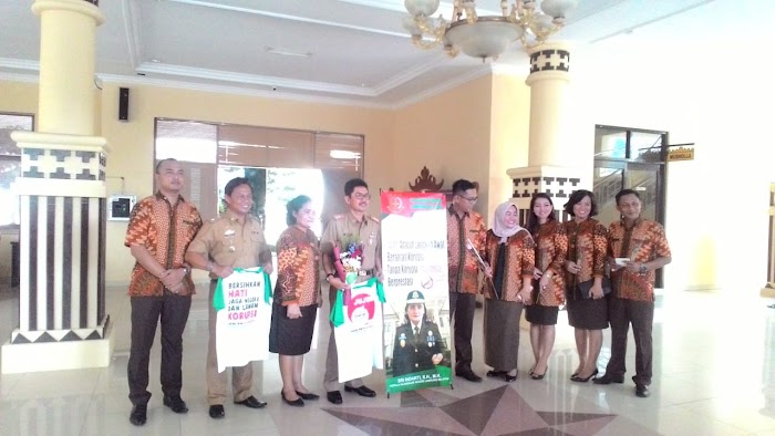 Kejaksaan Negeri Lamsel Selamatkan Uang Negara Rp. 1,3 Miliar, Dan Sosialisasi Anti Korupsi.