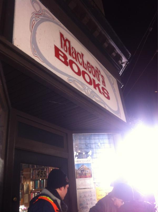 Source white_stellar