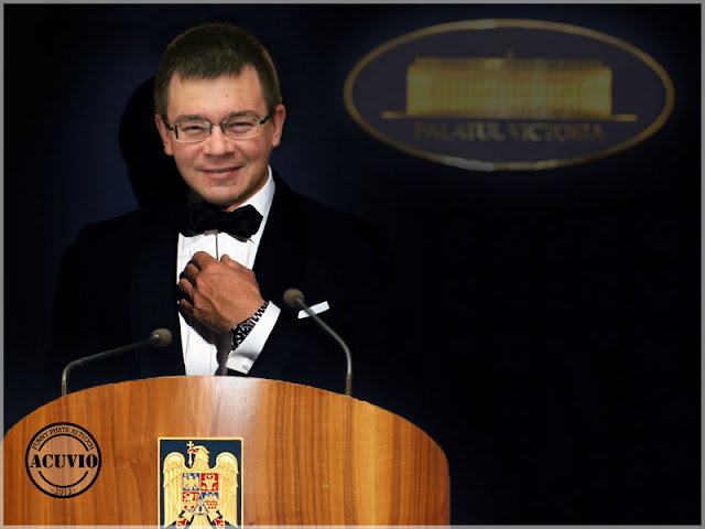 Funny photo Mihai Răzvan Ungureanu prim-ministru