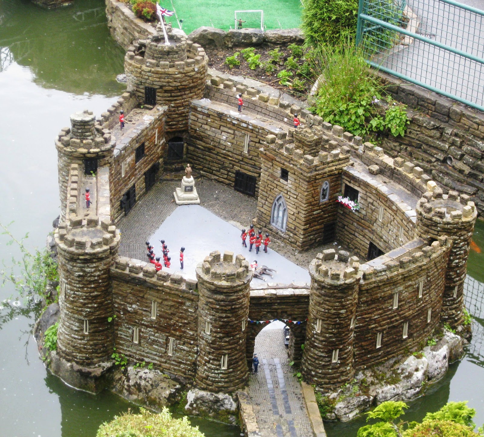 Attachment Mummy: Family Days Out: Bekonscot Model Village (Review)