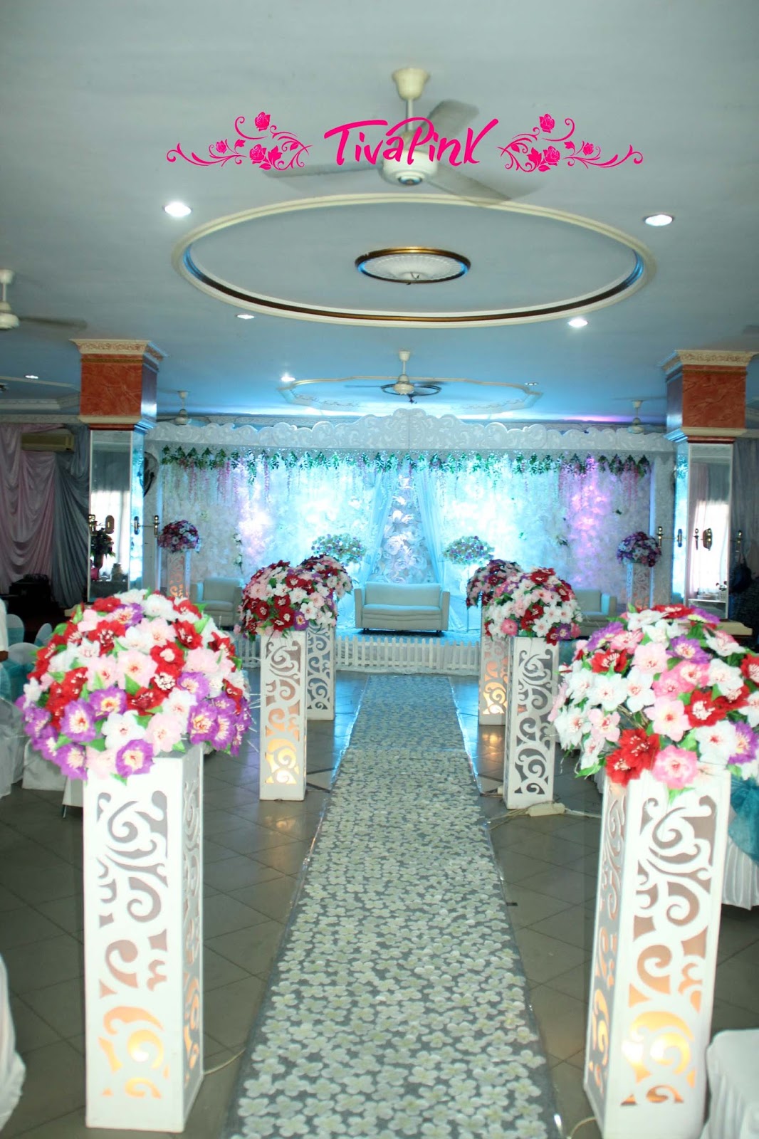 Dekorasi  pelaminan  di Hotel Budiman Balikpapan 