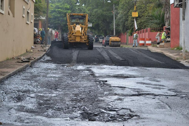 San Lorenzo: Comenzó la reparación de la calle Takeda.
