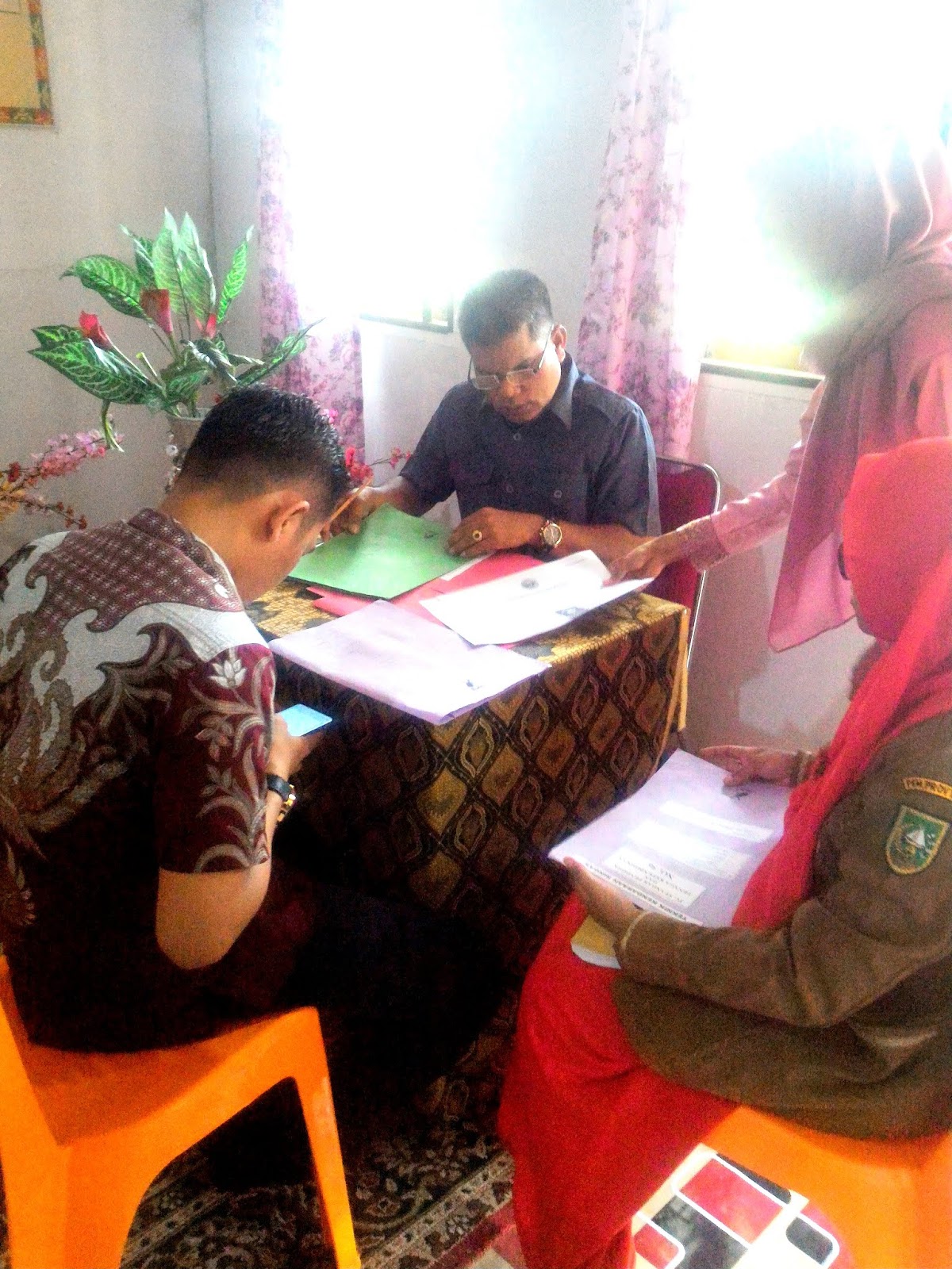 Kiat Sukses Menuju Akreditasi Sekolah/ Madrasah Bermutu