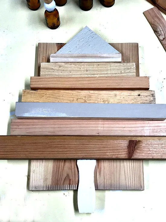 How to Make a DIY Stained Scrap Wood Christmas Tree. Homeroad.net