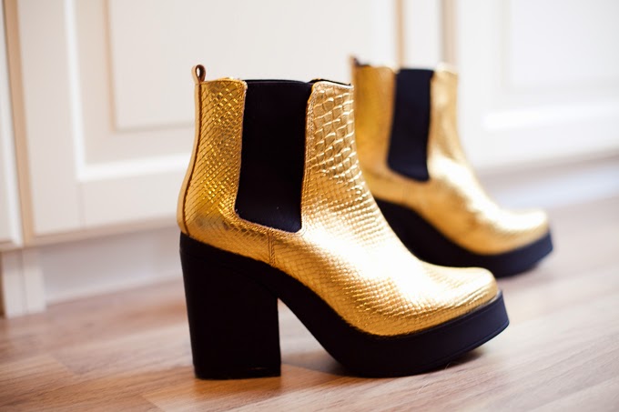Magníficos botines de mujer Magníficos botines de mujer