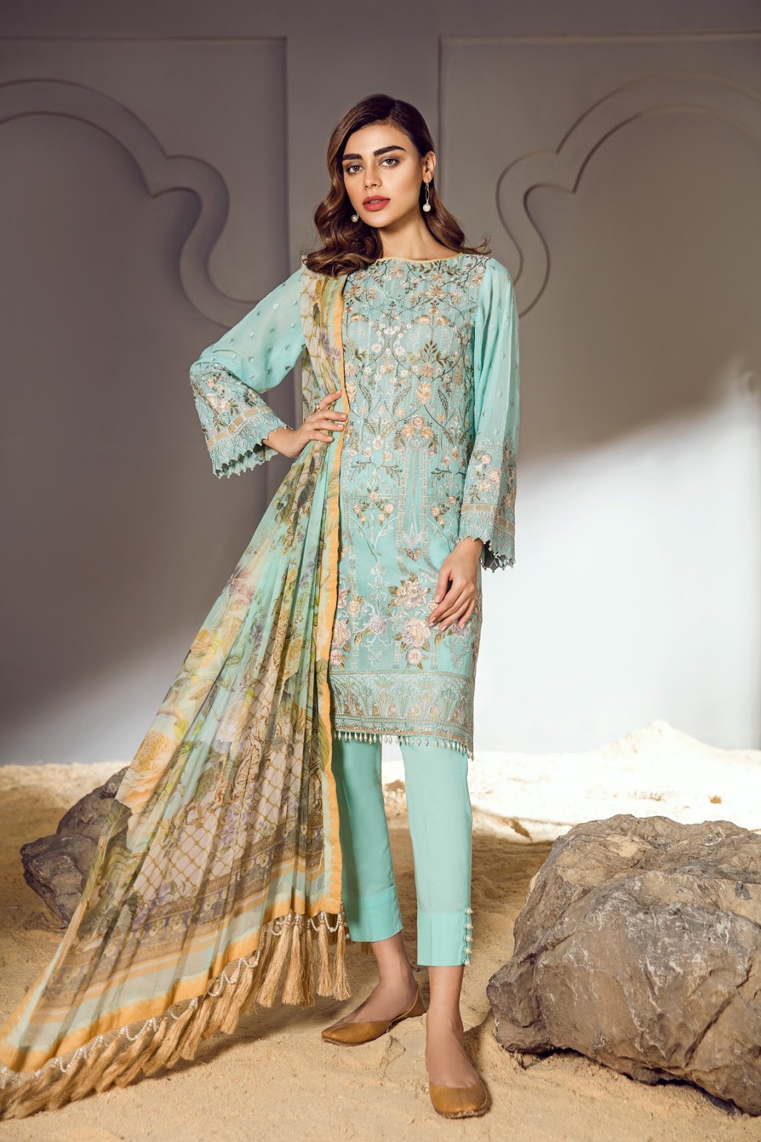 Baroque Swiss Lawn 2018 Collection Arctic Bijoux with model Sadaf Kanwal