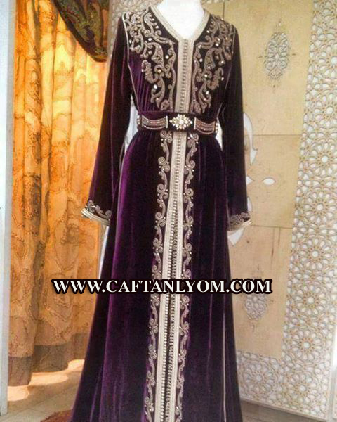 اخر ما تم تصميمه من قفطان الموبرة لهذا الموسم...روووعة اخر ما تم تصميمه من قفطان الموبرة لهذا الموسم...روووعة