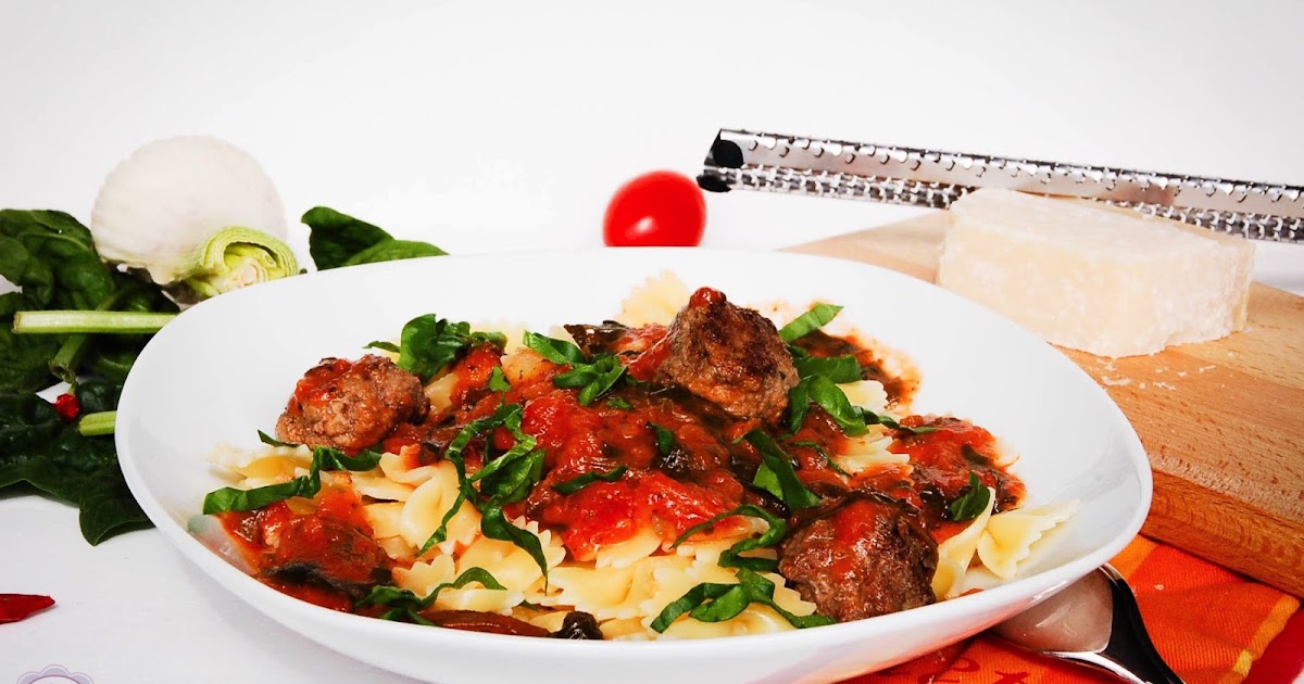 KarambaKarina&amp;#39;s Welt: Farfalle mit Spinat-Tomatensoße und kleinen ...