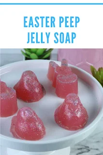 If you need DIY Easter gift ideas, check out this jelly soap diy.  This is how to make jelly soap from scratch or melt and pour jelly soap.  This soap making without lye is fun to make!  These makes great soap gifts.  This cute jelly soap ideas has glitter on it.  Dust the mold with glitter jelly soap recipes.  This easy soap making tutorial is easy to make.  If you need soap making idea, try this.  #diy #soap #soapmaking #diysoap #jellysoap