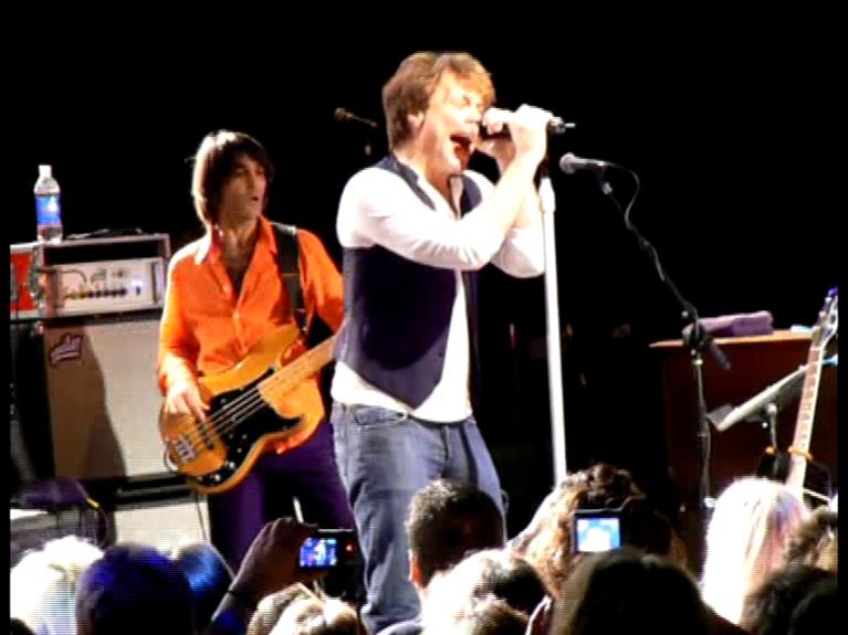 T.U.B.E. Jon Bon Jovi 20090223 Sayreville, NJ (DVDfull proshot)