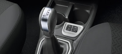 Datsun redi-GO AMT Variant Launched Datsun redi-GO AMT interior