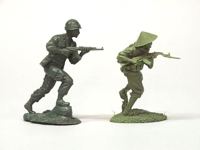 20 54mm soft plastic figures Accurate C.S.A Infantry set #1 in DARK Red Color 