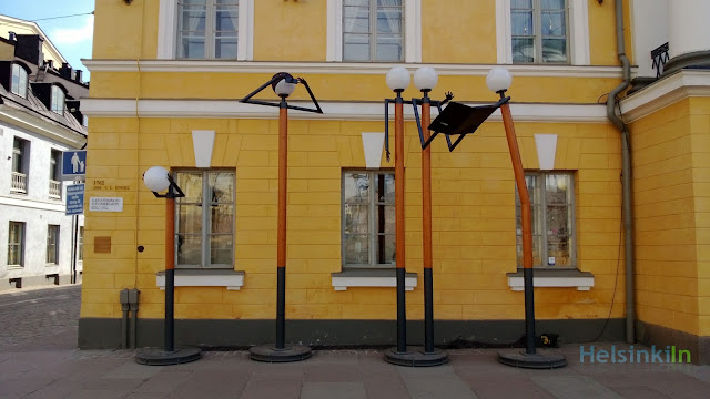Lanterns as tourists in Helsinki