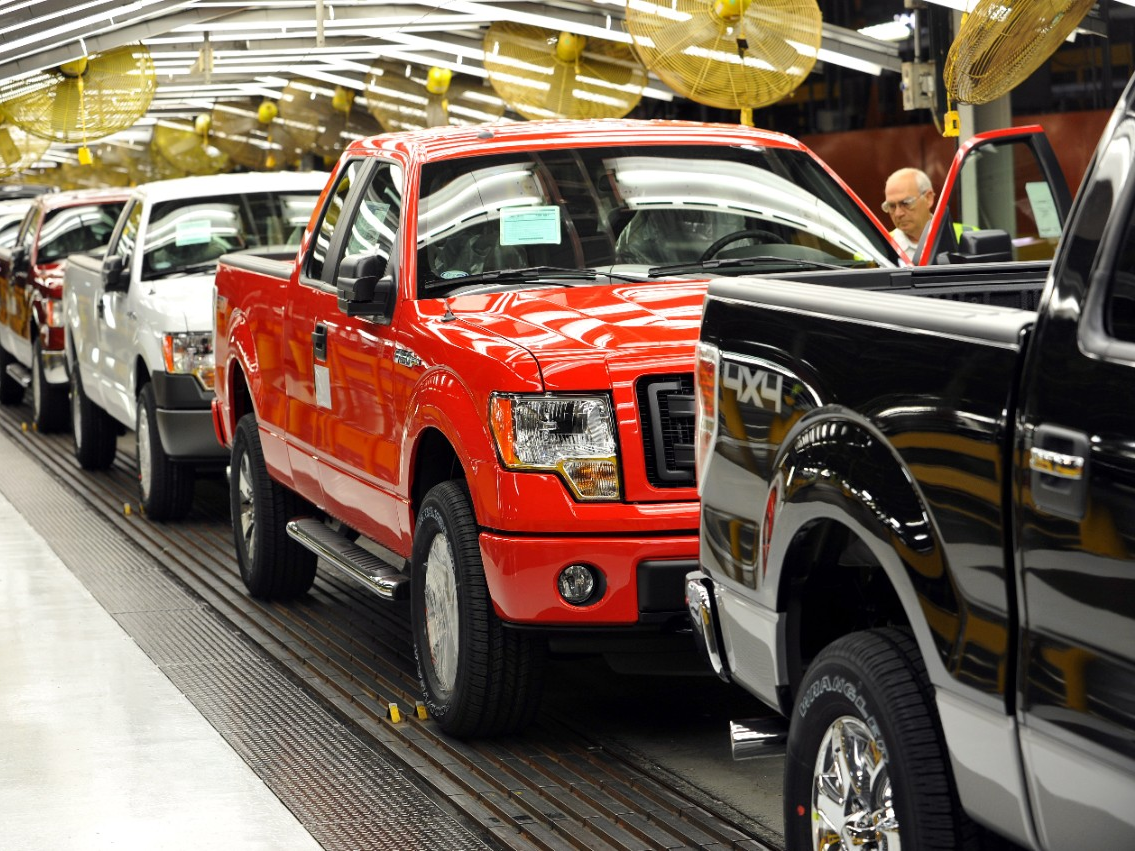 First CNG-Capable 2014 Ford F-150 Rolls Off the Line