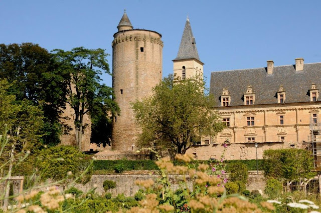 forteresse de najac, bastide, bastides aveyron, gastronomie aveyron, najac, villeneuve de rouergue, francheville de rouergue, 