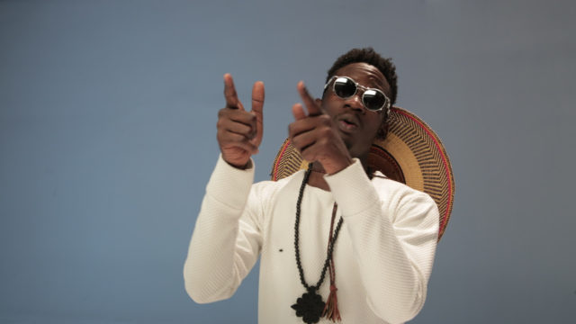 download mr eazi short skirt mp3