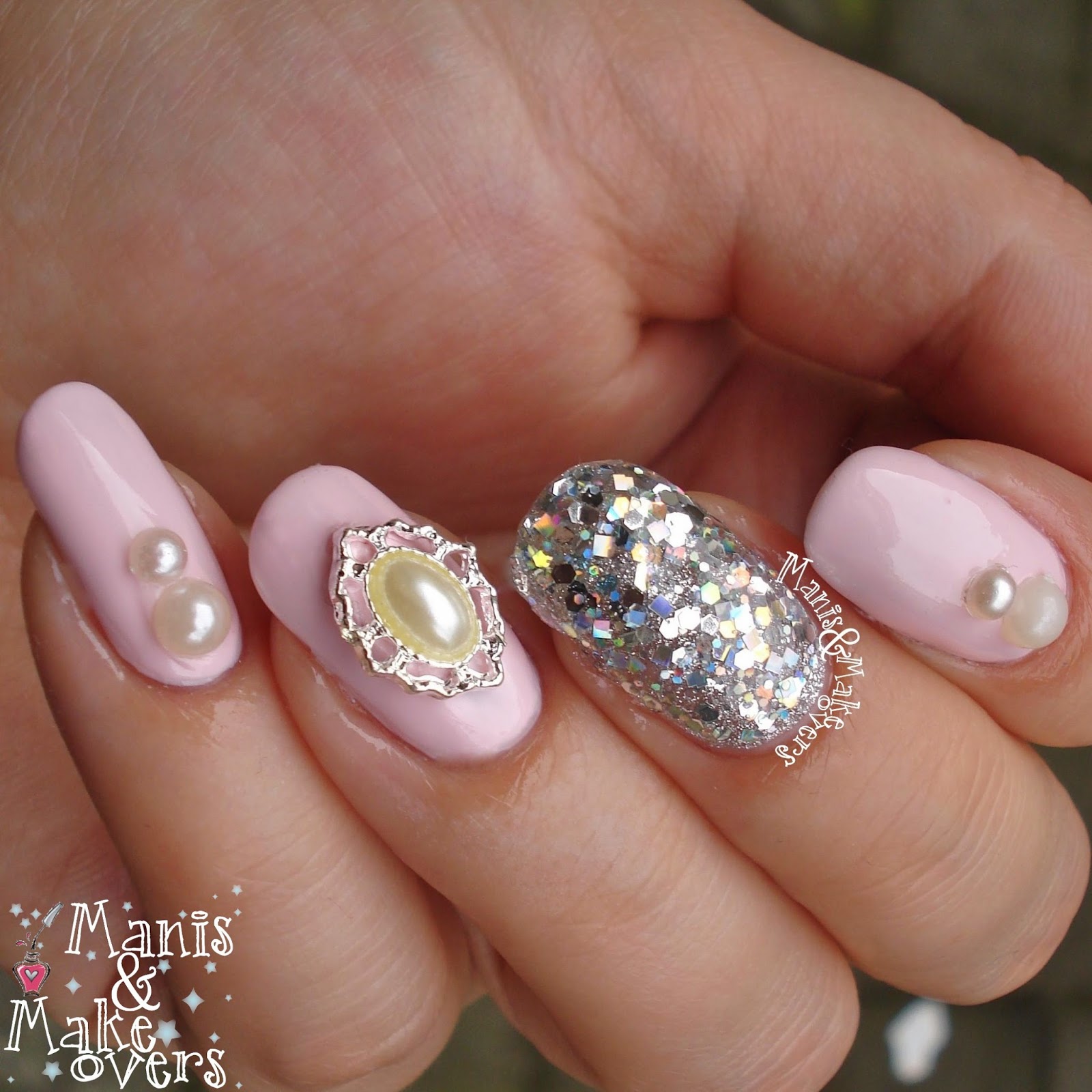 Manis & Makeovers: Born Pretty Store Review - Nail Art Charms