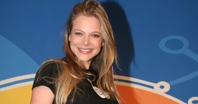 Jacky Petkovic - Fã Site Oficial: Apresentadora Jackeline Petkovic pede